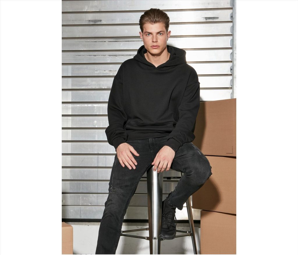 ULTRA Heavy HOODIE